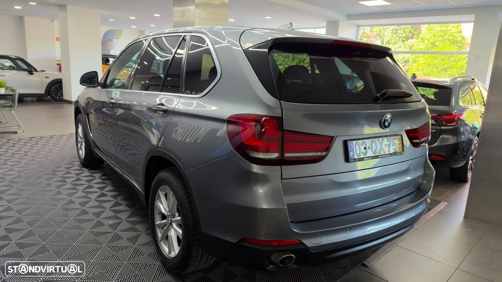 BMW X5 25 d sDrive Comfort 7L - 7