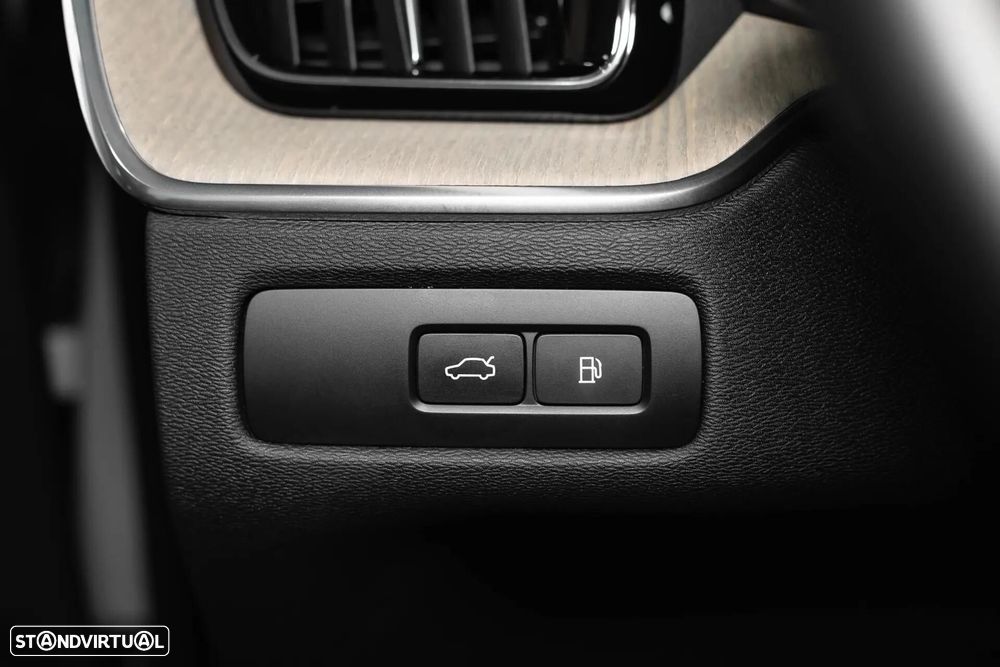 Volvo XC 60 T8 AWD Plus Black Edition - 31