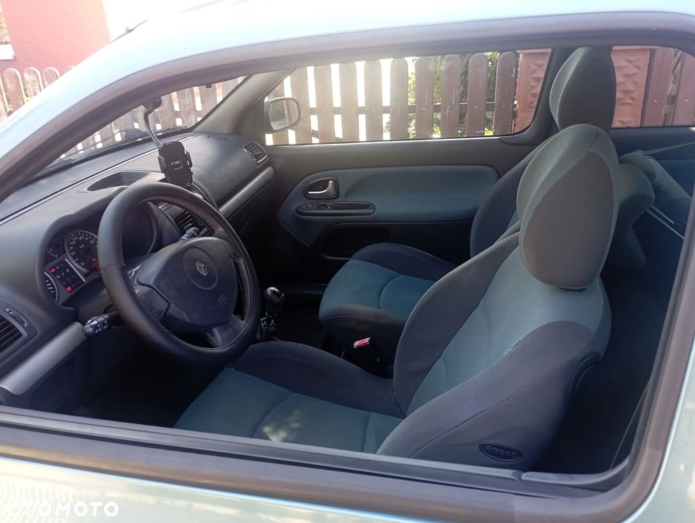Renault Clio 1.2 16V Extreme - 6