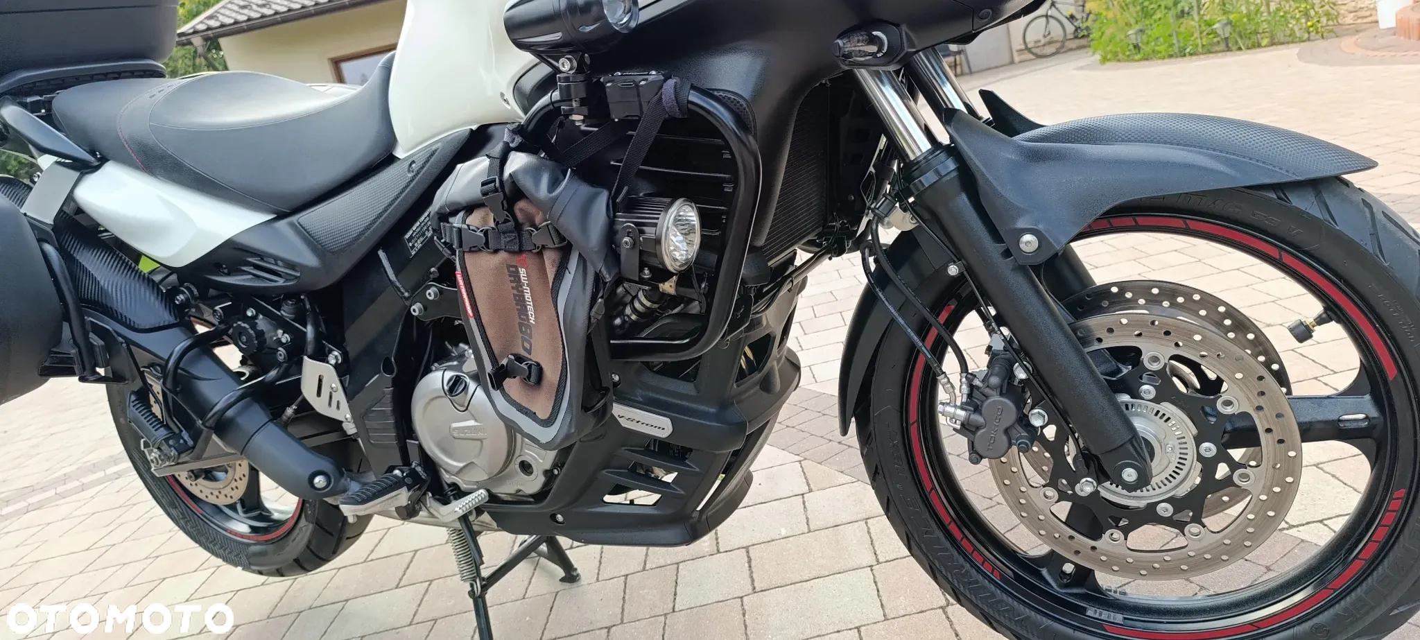 Suzuki V-STROM - 31