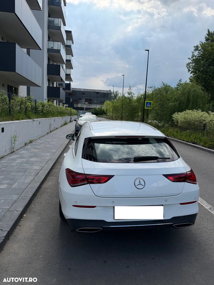 Mercedes-Benz CLA 200 d Shooting Brake 8G-DCT - 12