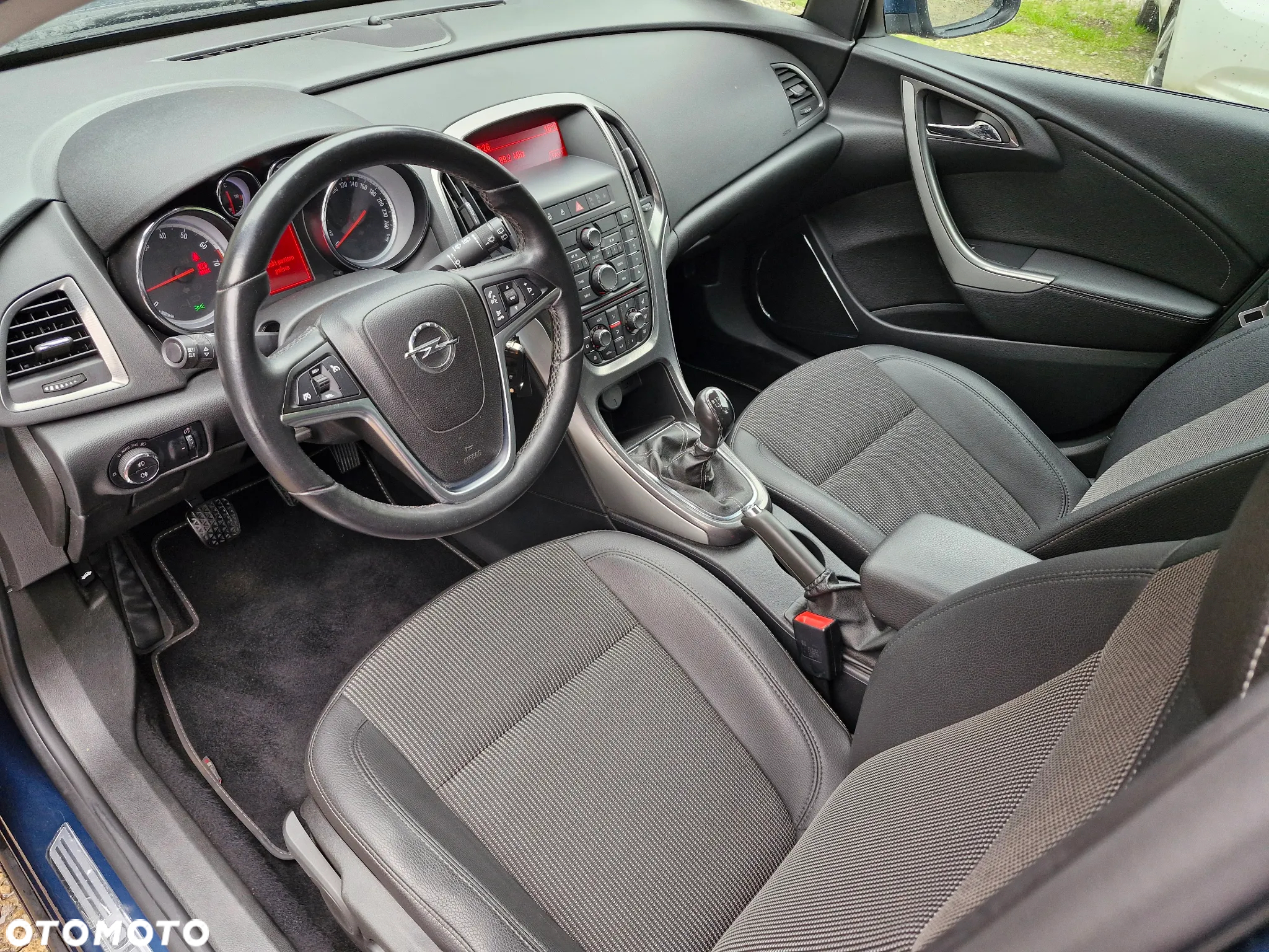 Opel Astra 1.4 Turbo Color Edition - 6