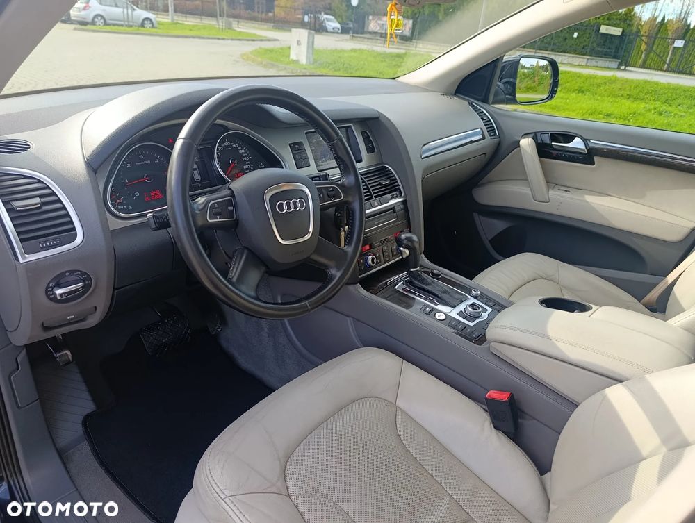 Audi Q7 3.0 TDI DPF Quattro Tiptronic - 13