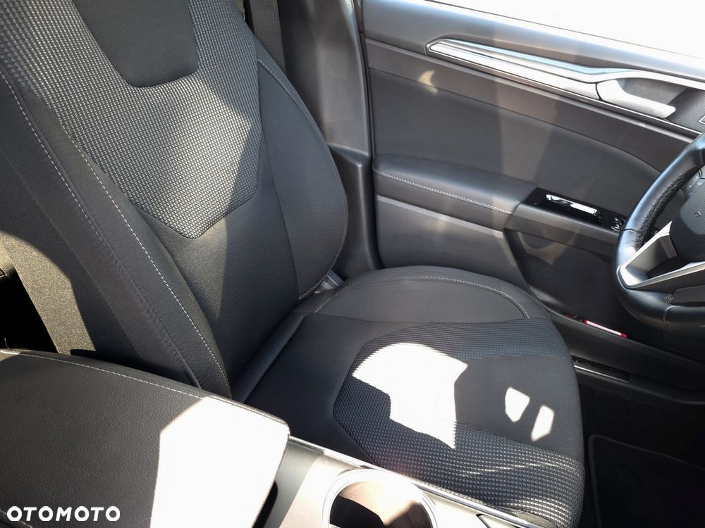 Ford Mondeo 2.0 EcoBlue Titanium - 14