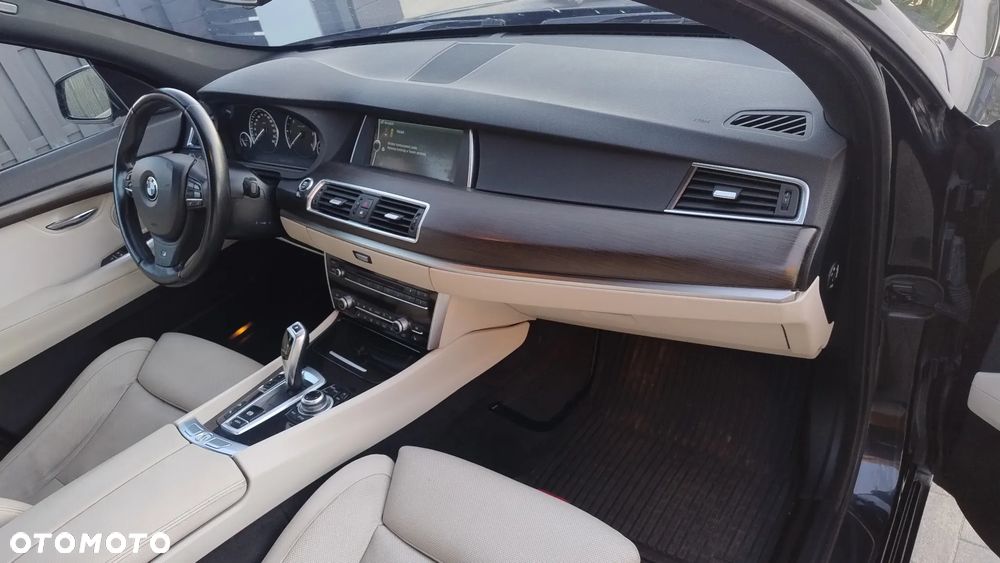 BMW Seria 5 530d xDrive - 21