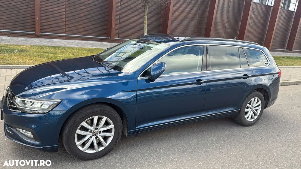 Volkswagen Passat - 4