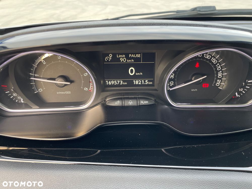 Peugeot 208 e-HDi 115 Stop&Start Allure - 27