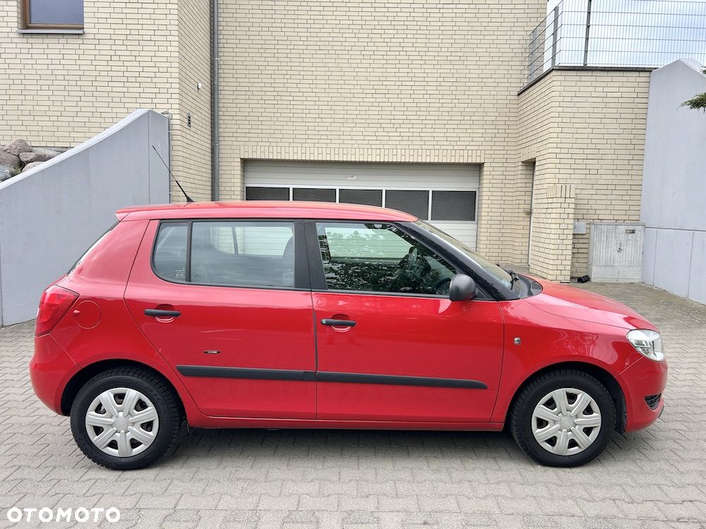 Skoda Fabia - 10