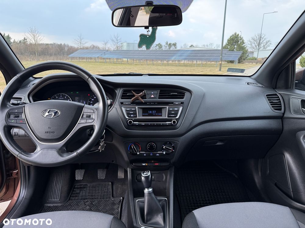 Hyundai i20 1.2 BlueDrive Comfort - 9