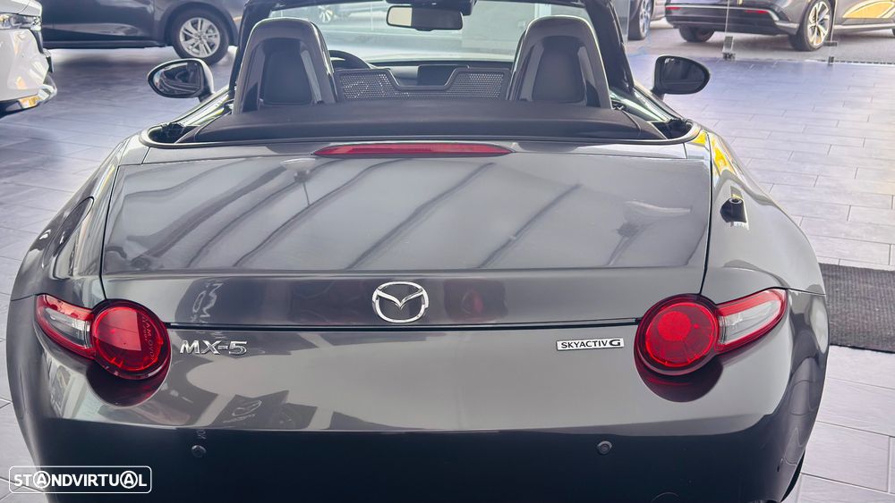 Mazda MX-5 1.5 RF Sky-G Excellence Navi Tan Leather - 4