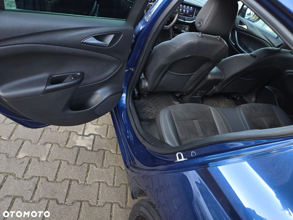 Opel Astra 1.2 Turbo Start/Stop Design&Tech - 16