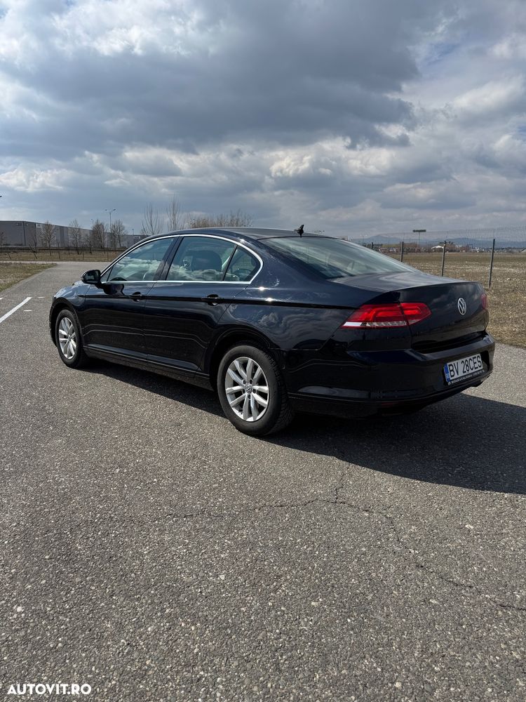 Volkswagen Passat 2.0 TDI SCR DSG BlueMotion Comfortline - 3