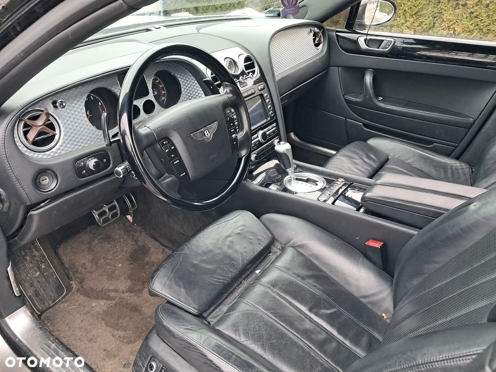 Bentley Continental GT - 10