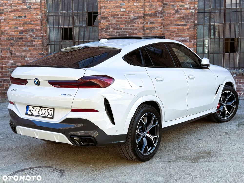 BMW X6 - 11