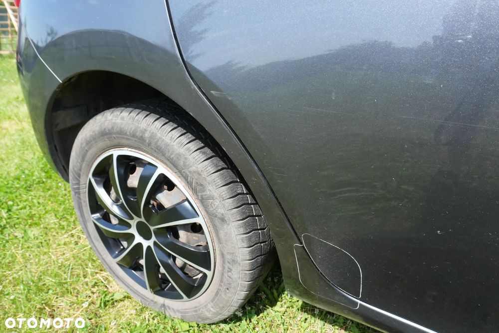 Toyota Auris 1.6 VVT-i Sol - 20
