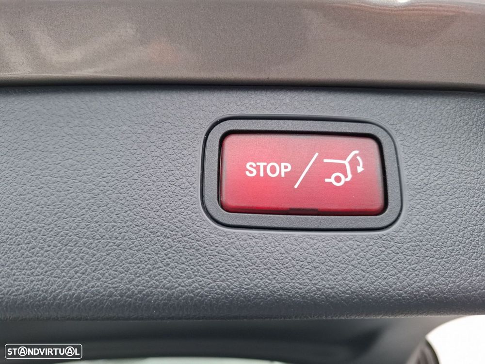 Mercedes-Benz C 300 de AMG Line - 25