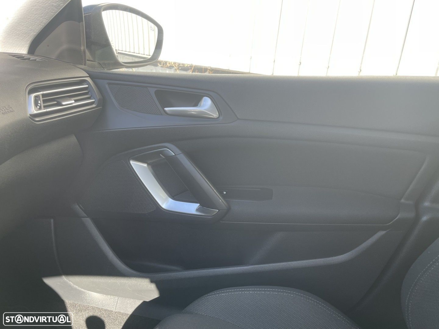Peugeot 308 1.2 PureTech Allure - 11