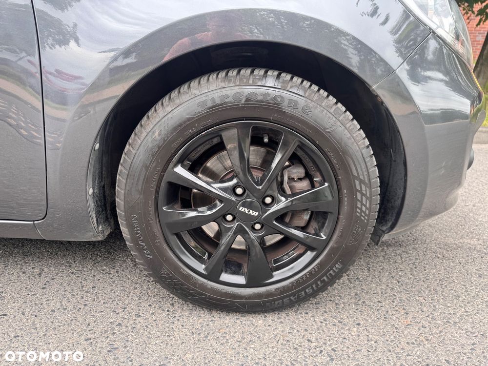 Kia Rio 1.4 Fifa World Cup Edition - 19