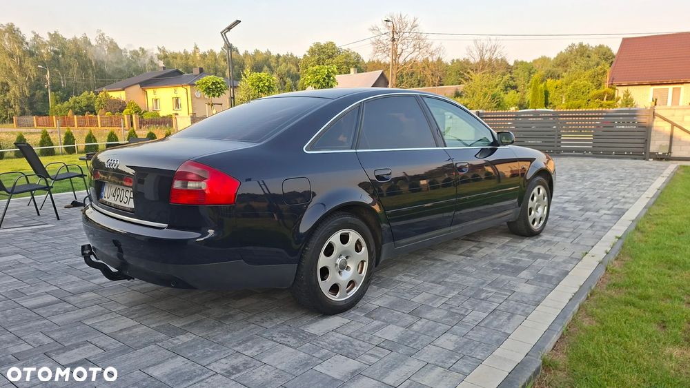 Audi A6 Limousine 2.4 - 4