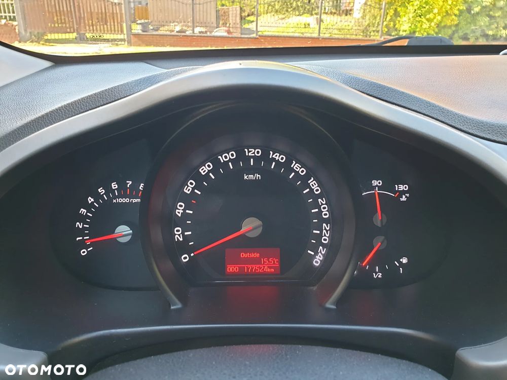 Kia Sportage 1.6 GDI Business Line L 2WD - 26