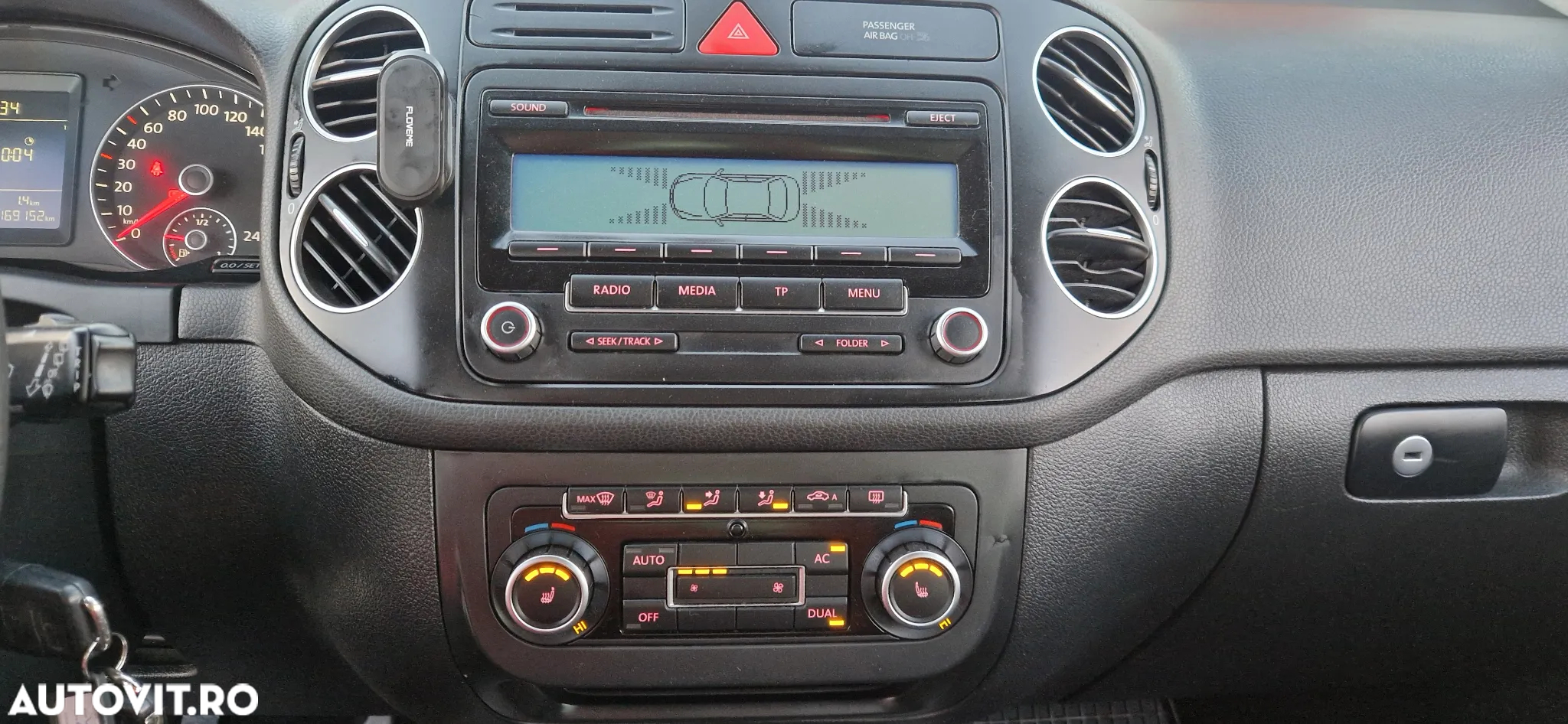 Volkswagen Golf Plus - 25