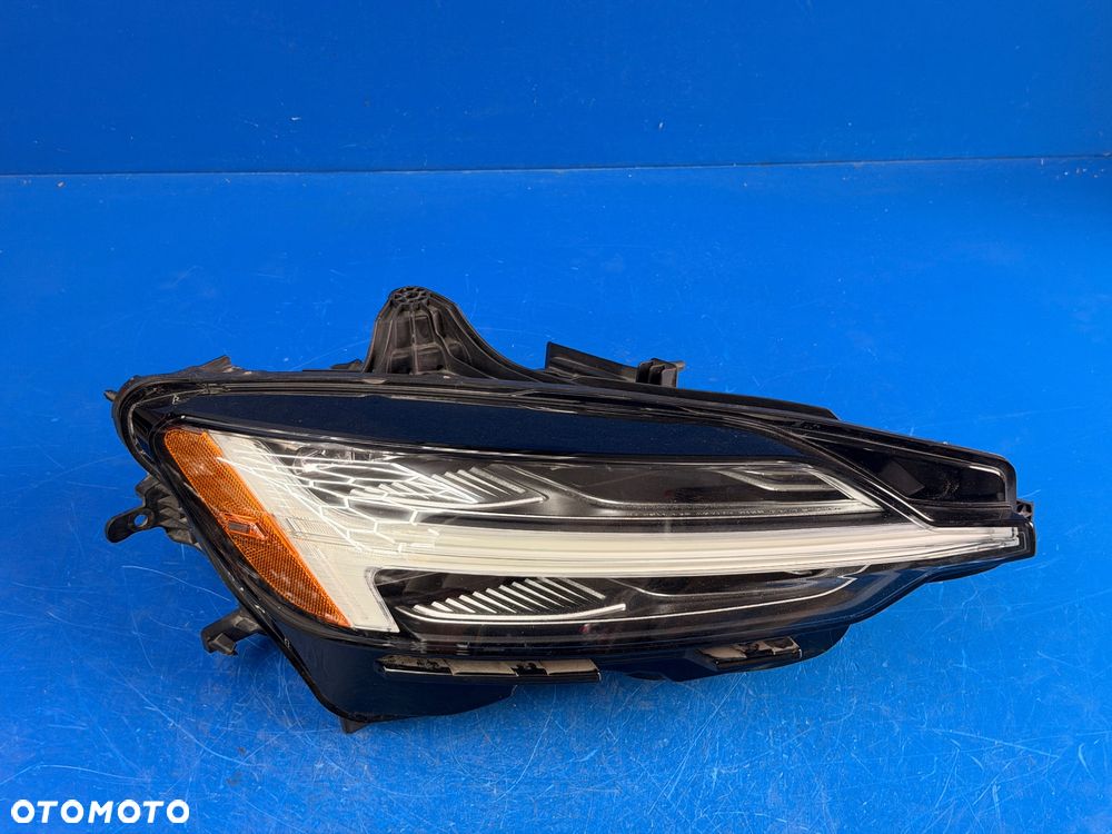 PRAWY FULL LED MID VOLVO S60 V60 II BDB USA AMERYKA