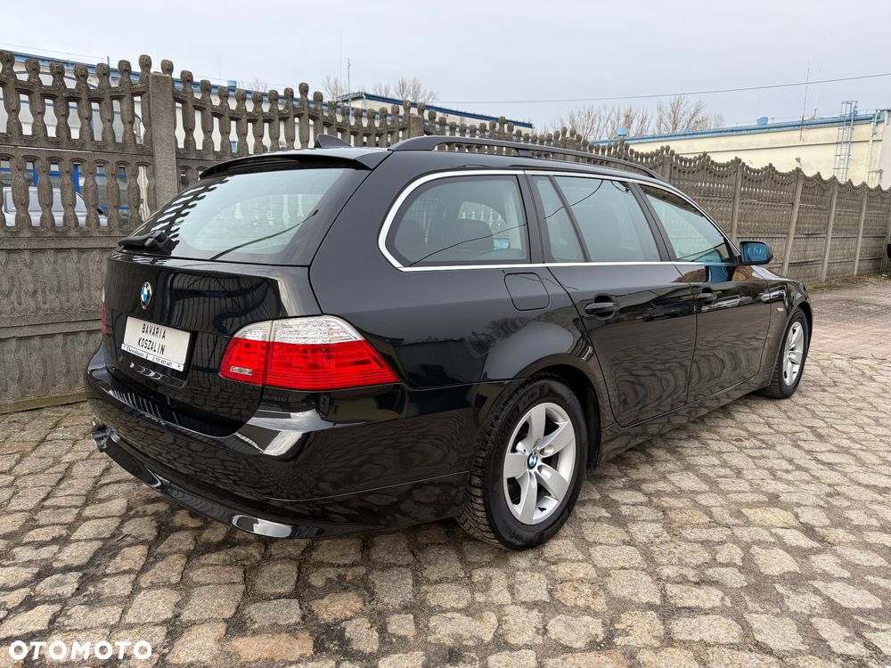 BMW Seria 5 525d - 10