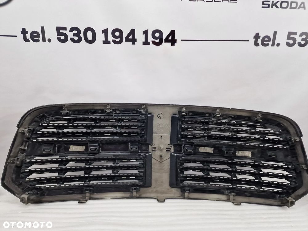 DODGE RAM 1500 12-18 ATRAPA / GRILL PRZEDNI , NR 13DSAC0010 / 13DSAC0010B  NR AUKCJI GL104 - 15
