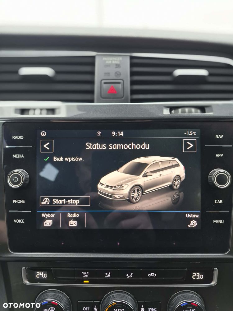 Volkswagen Golf - 24