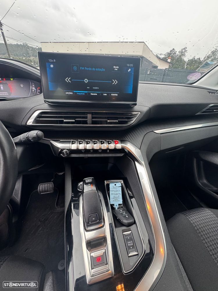 Peugeot 3008 1.2 PureTech Allure Pack EAT8 - 13