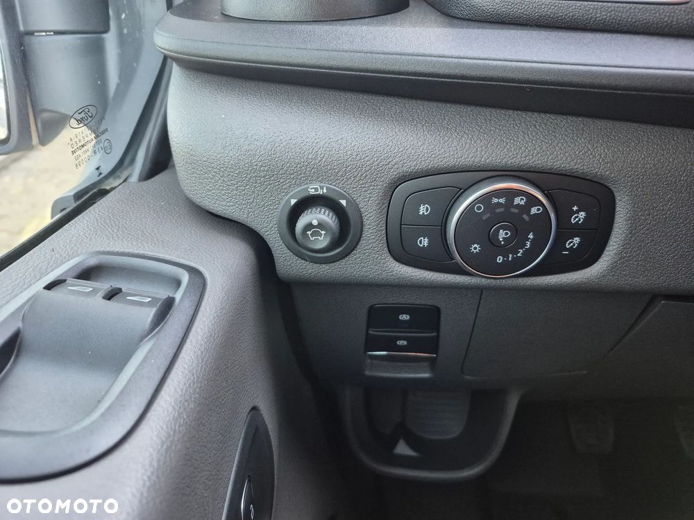 Ford TRANSIT - 16