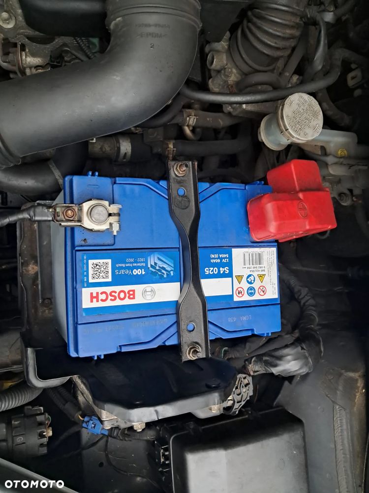 Suzuki SX4 1.6 GS / Premium - 11