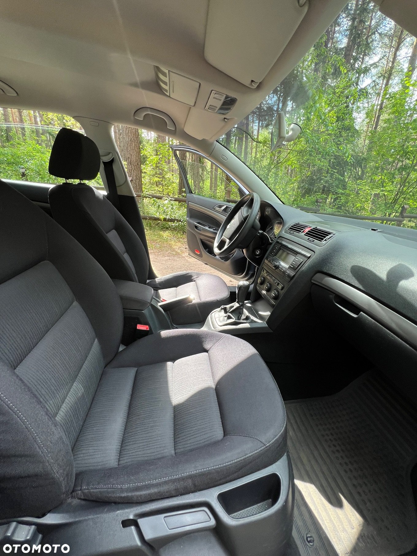 Skoda Octavia 1.6 - 12