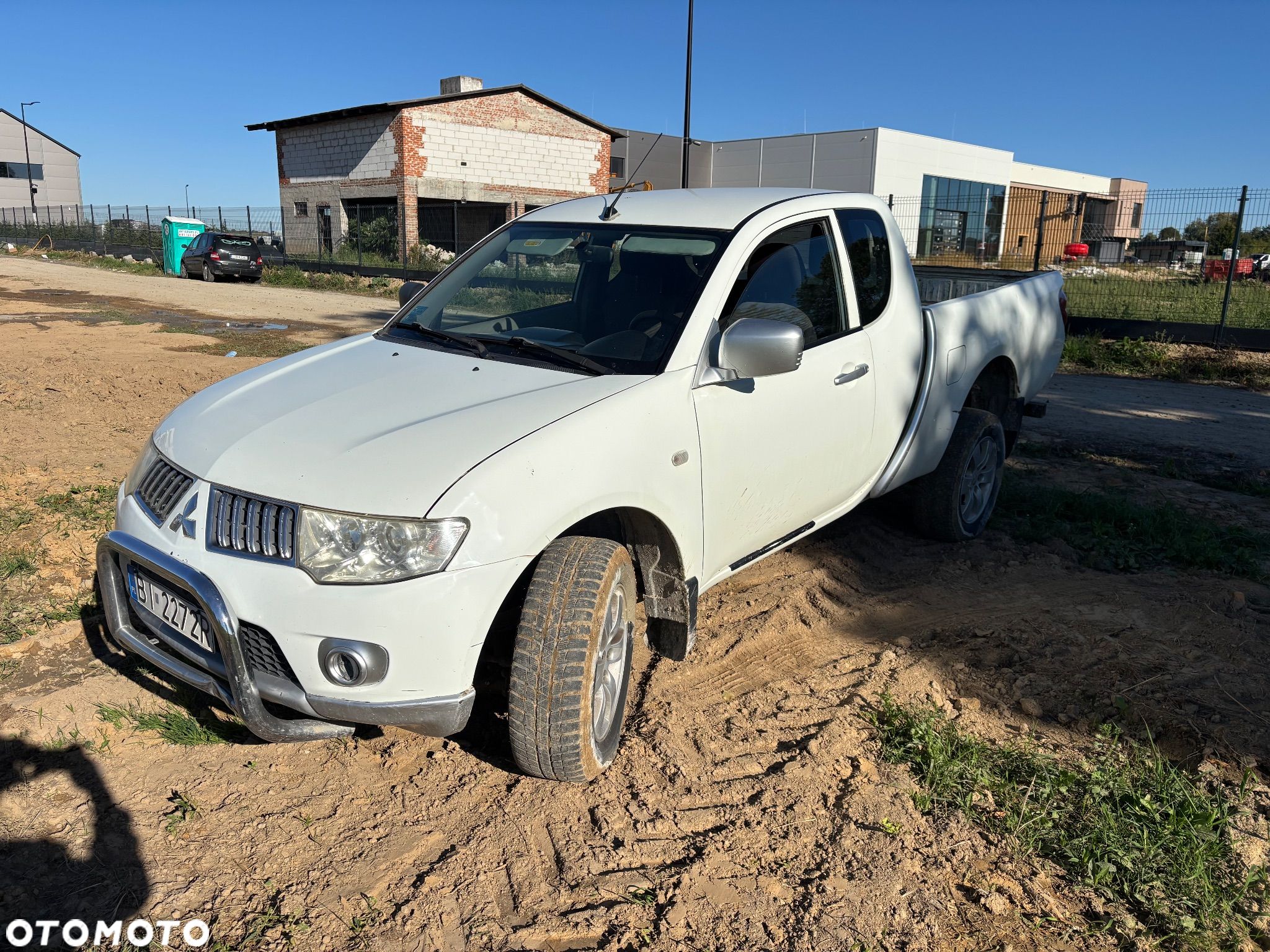 Mitsubishi L200 2.5 DID CC Invite AC - 1