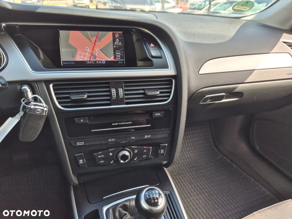 Audi A4 Avant 2.0 TDI DPF Ambition - 36