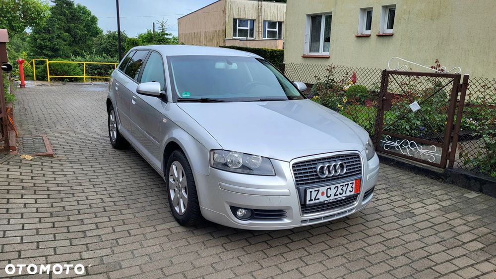 Audi A3 Sportback 1.6 Ambition - 1