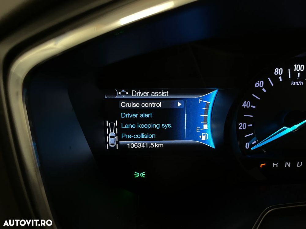 Ford Mondeo 2.0 HEV Titanium - 27