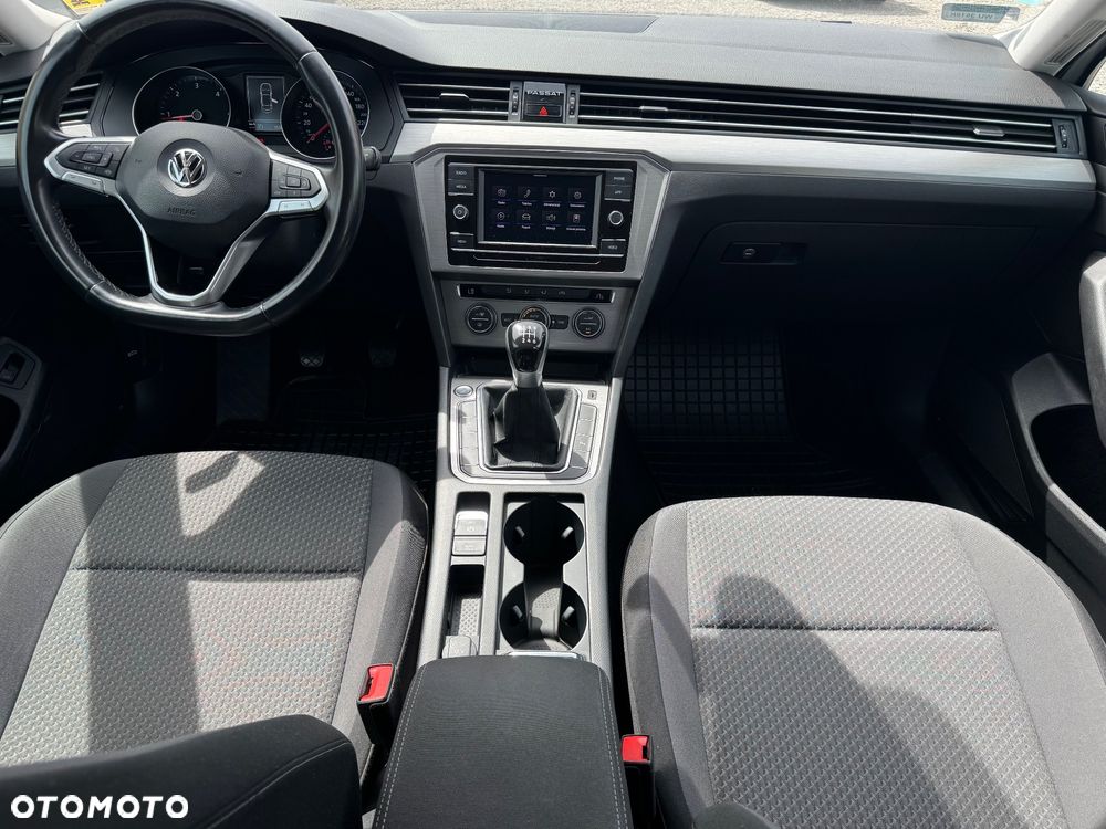 Volkswagen Passat 2.0 TDI EVO Business - 16