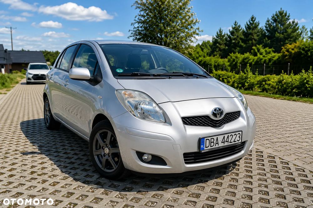 Toyota Yaris 1.33 Luna - 1