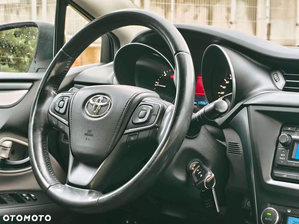 Toyota Avensis 2.0 D-4D Active Business - 17