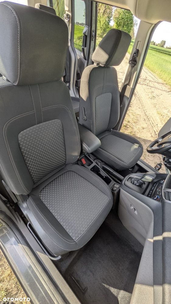 Ford Tourneo Connect - 6
