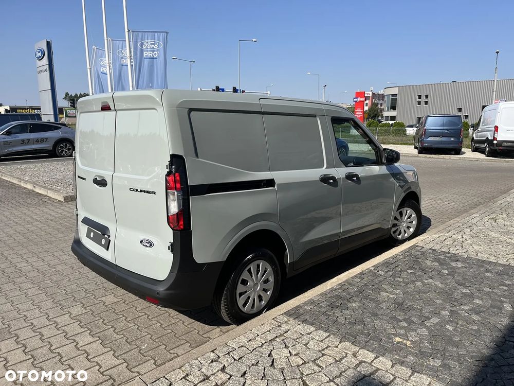 Ford Transit Courier Van blaszak - 7