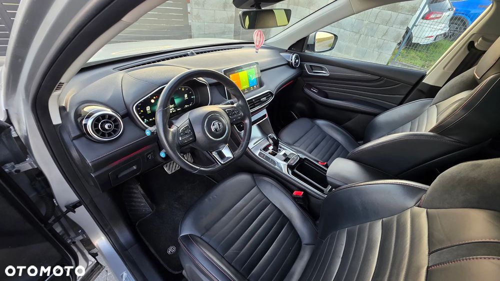 MG HS PHEV Luxury - 5