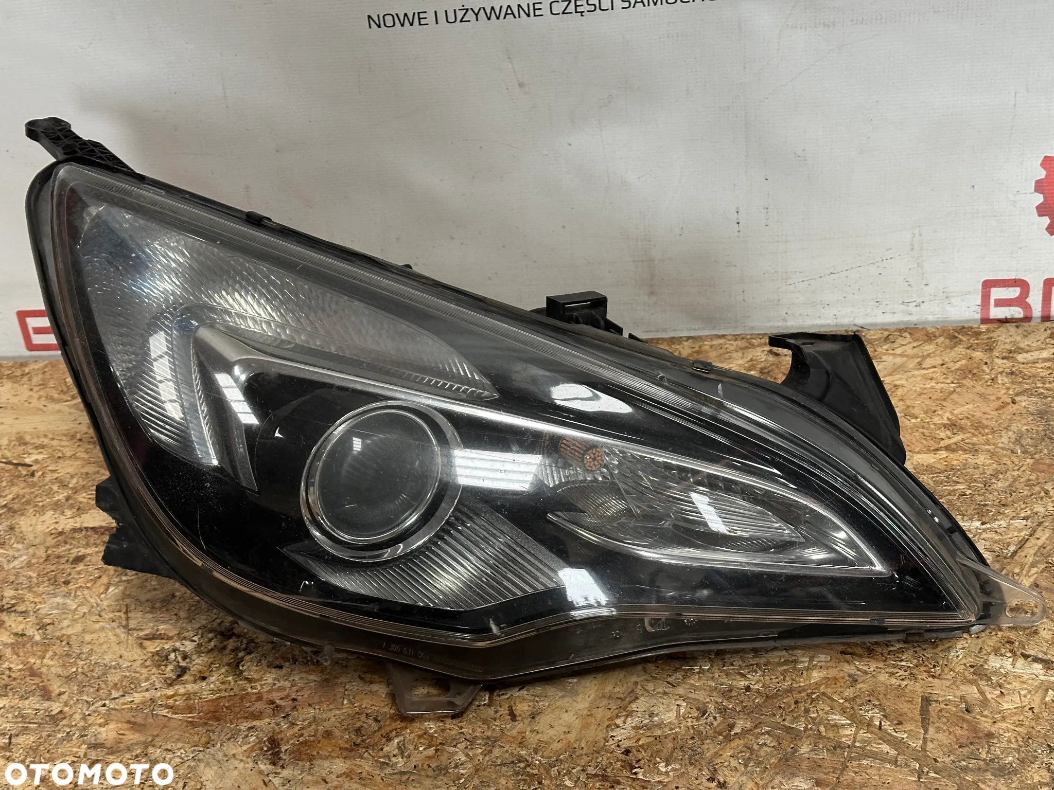 REFLEKTOR LEWY PRAWY SOCZEWKA OPEL ASTRA IV GTC - 2