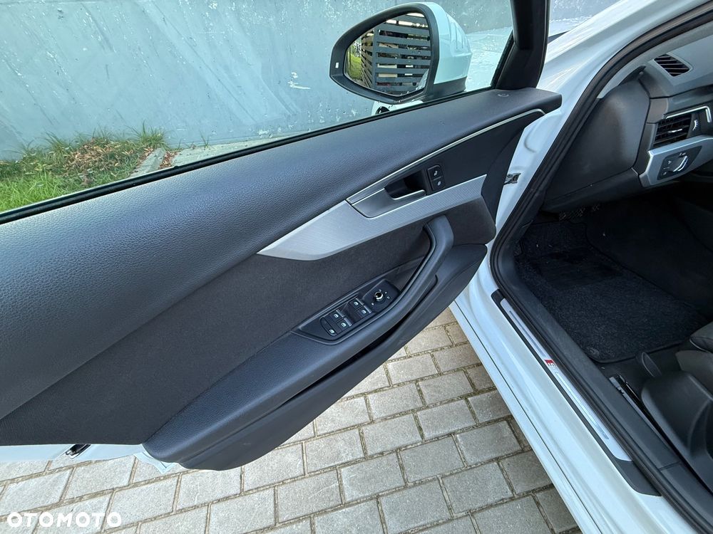 Audi A4 Avant - 27