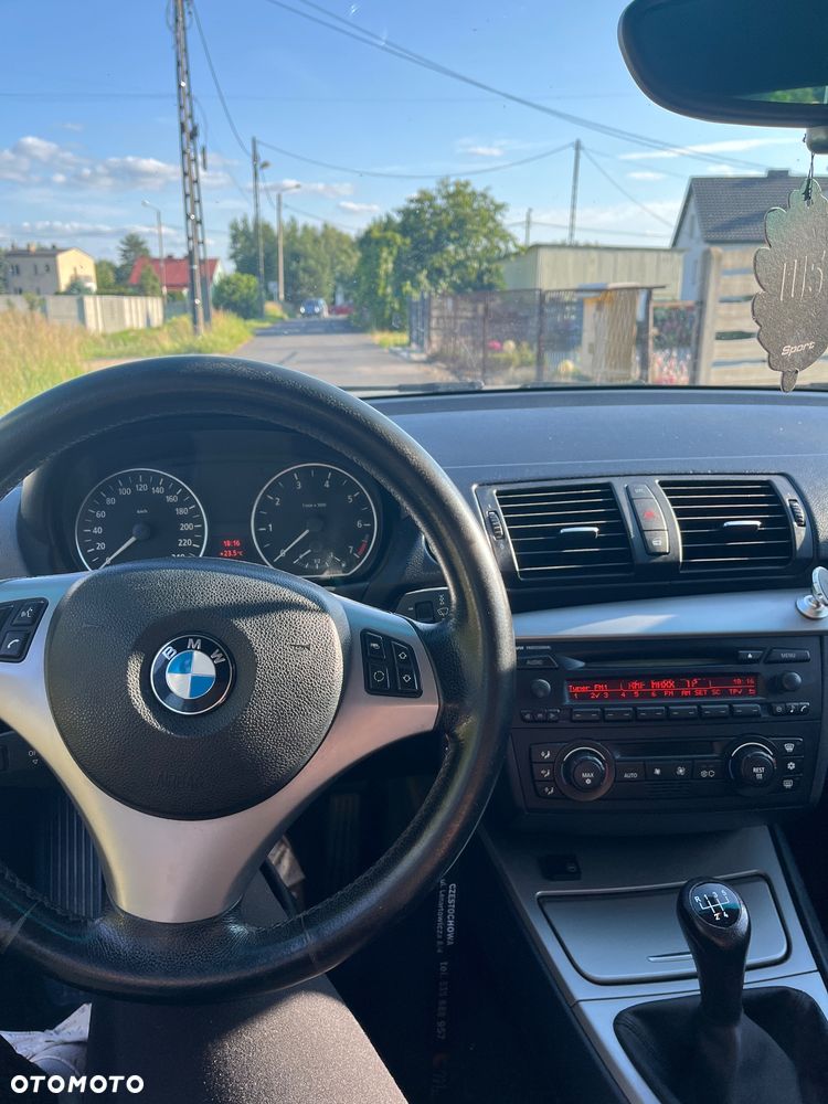 BMW Seria 1 - 10