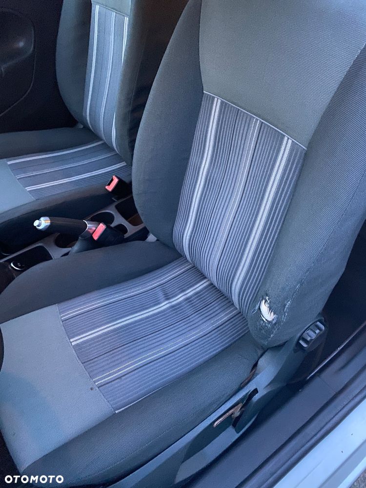 Ford Fiesta 1.5 TDCi Trend - 16