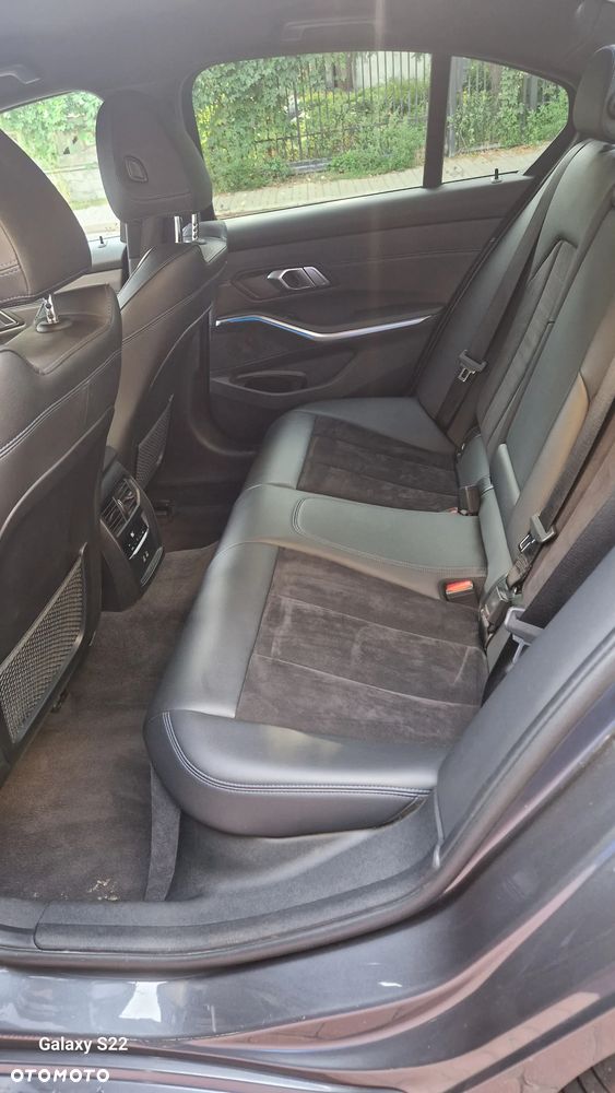 BMW Seria 3 - 16
