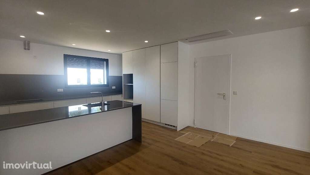 Moradia V3 Térrea Individual -Besteiros - Grande imagem: 2/31