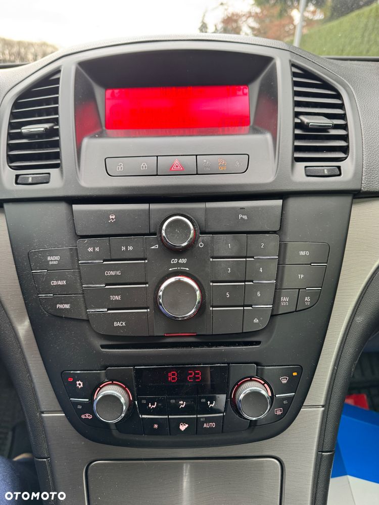 Opel Insignia 1.8 - 3